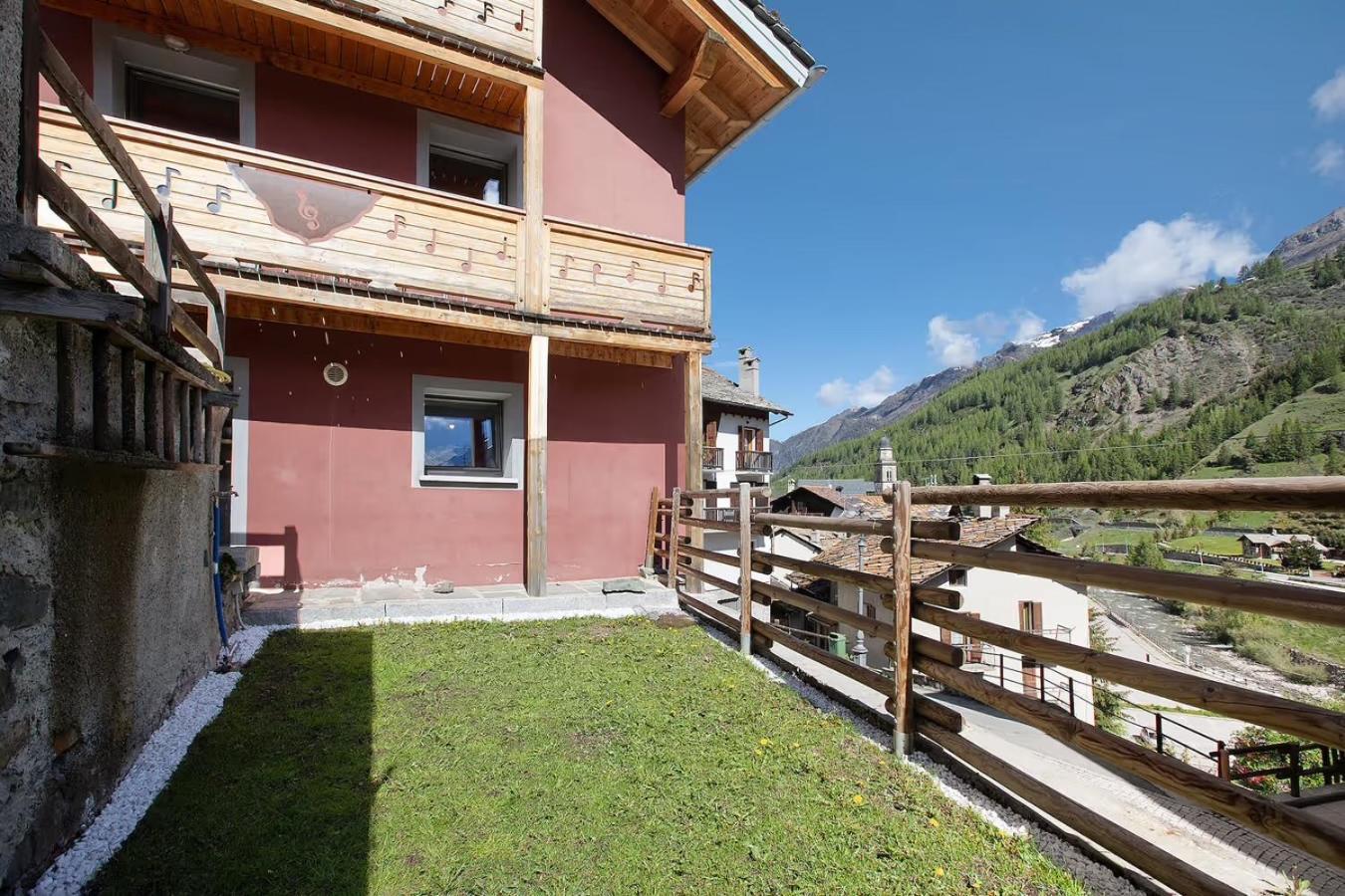Maison De La Musique Cogne Exteriér fotografie