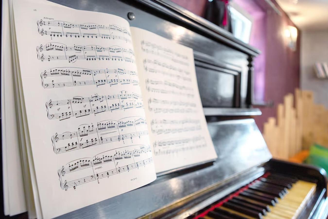 Maison De La Musique Cogne Exteriér fotografie